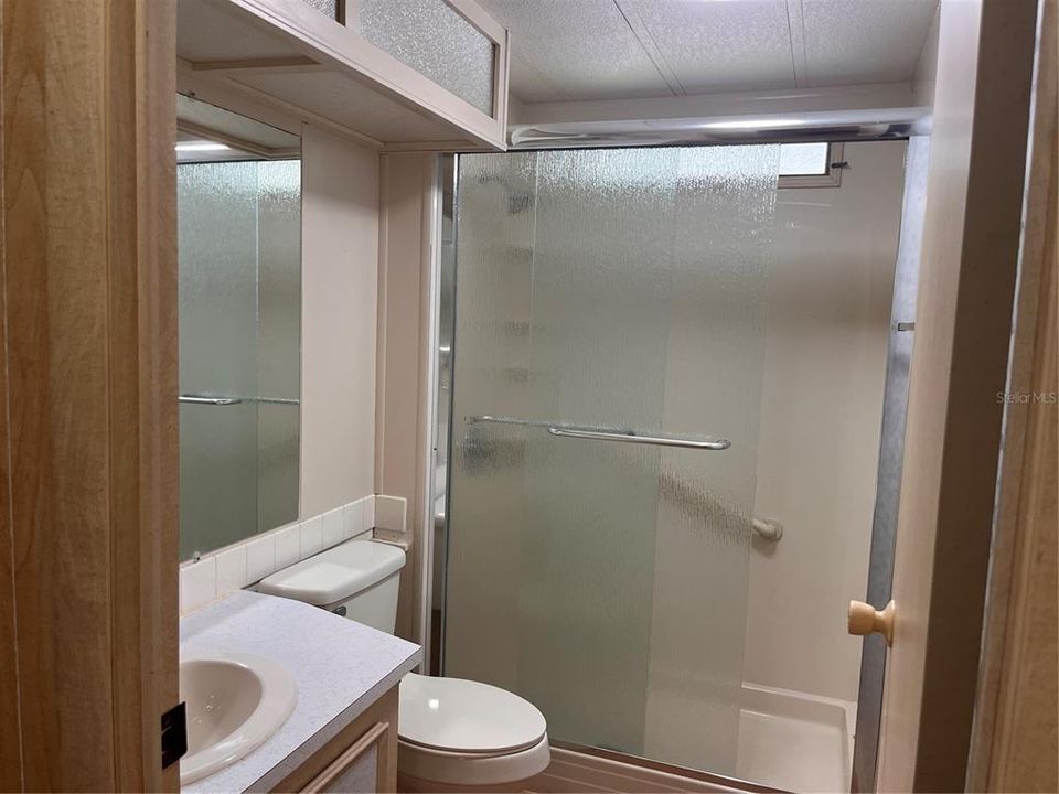 Под контрактом: $150,000 (2 спален, 2 ванн, 1056 Квадратных фут)