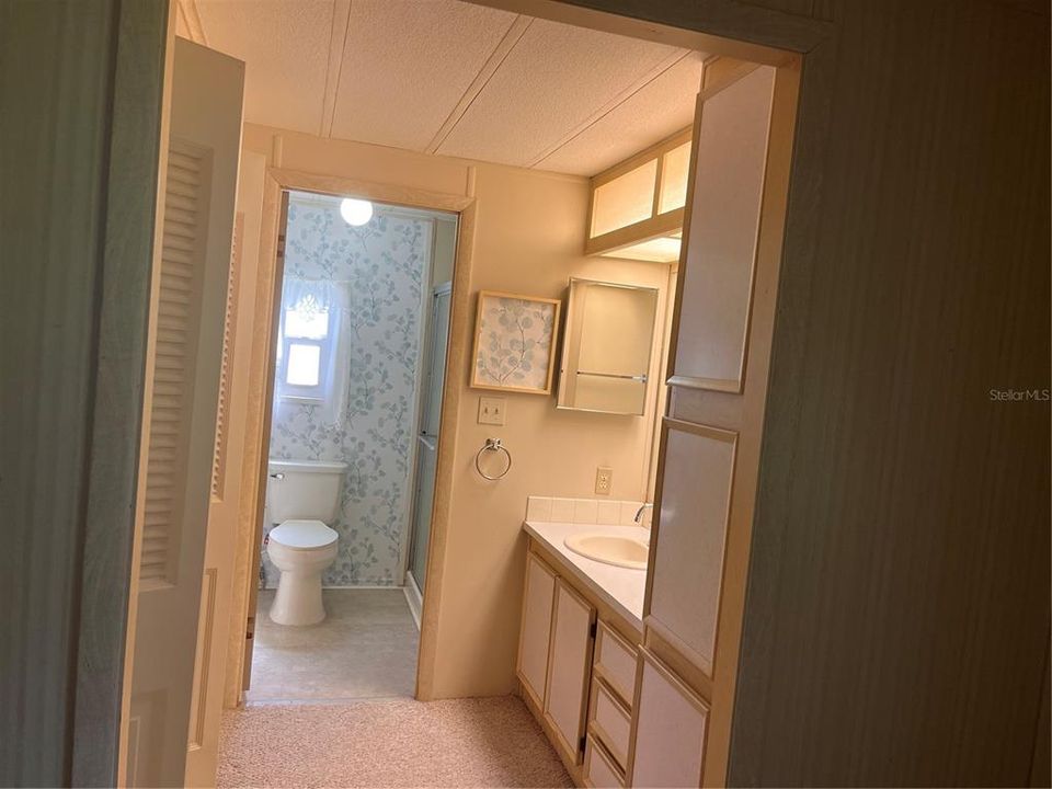 Под контрактом: $150,000 (2 спален, 2 ванн, 1056 Квадратных фут)