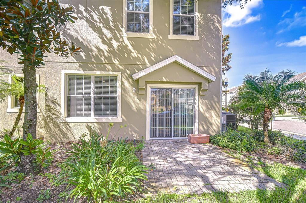 Active With Contract: $250,000 (3 beds, 2 baths, 1626 Square Feet)