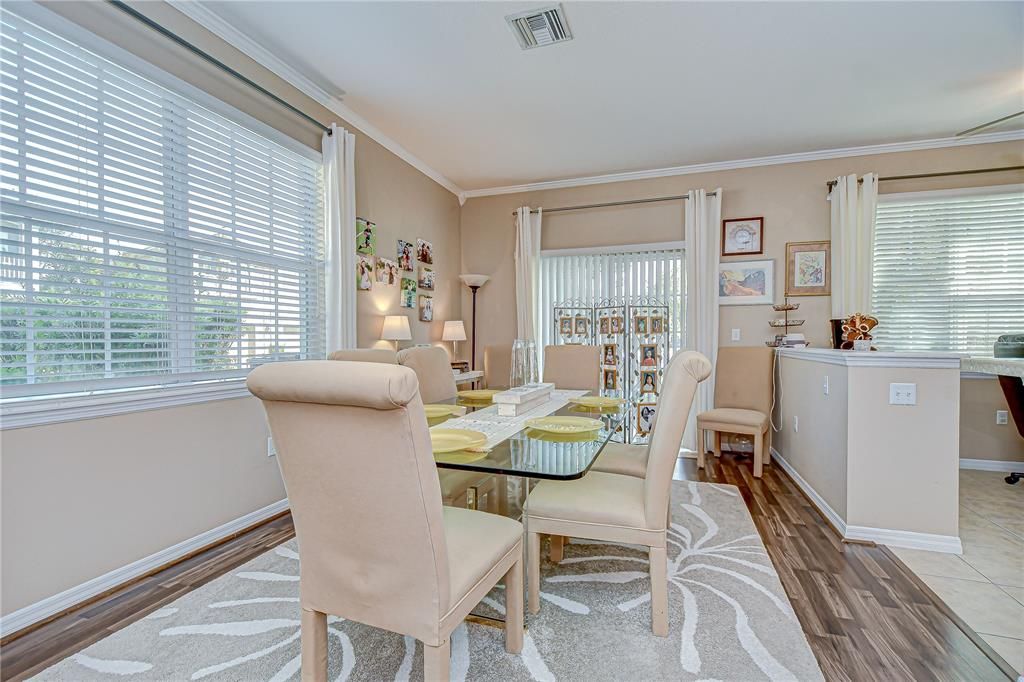 Active With Contract: $250,000 (3 beds, 2 baths, 1626 Square Feet)