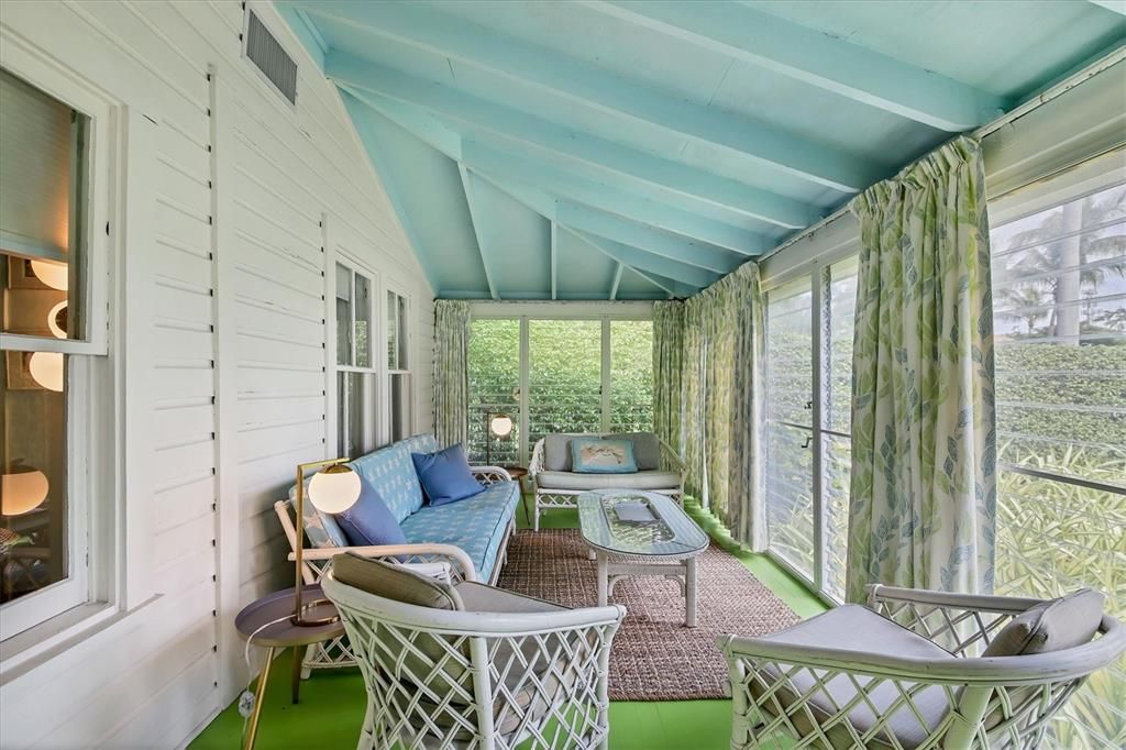 出租: $4,900 (4 贝兹, 2 浴室, 1858 平方英尺)