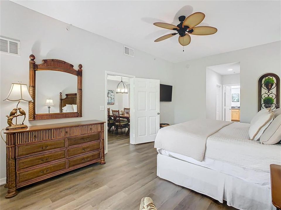 Active With Contract: $2,100 (3 beds, 2 baths, 1700 Square Feet)