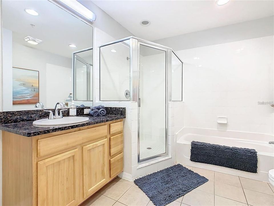 Active With Contract: $2,100 (3 beds, 2 baths, 1700 Square Feet)