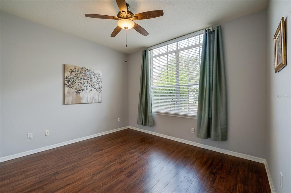 For Sale: $255,000 (2 beds, 2 baths, 1335 Square Feet)