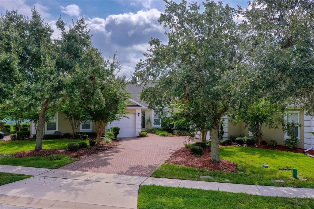 For Sale: $255,000 (2 beds, 2 baths, 1335 Square Feet)