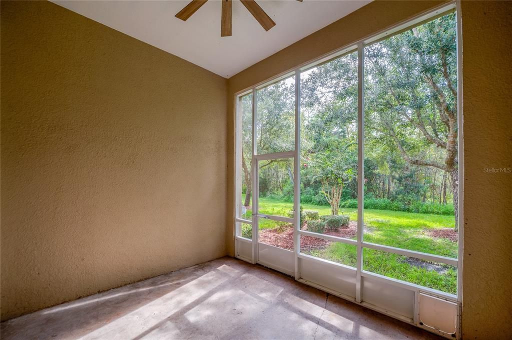 For Sale: $255,000 (2 beds, 2 baths, 1335 Square Feet)