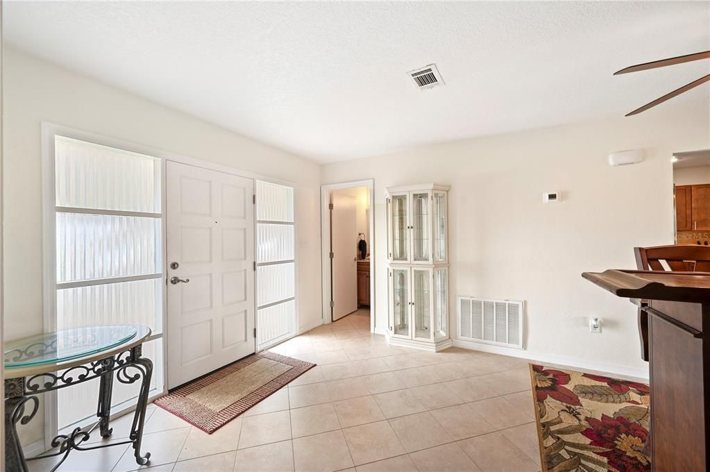 Active With Contract: $358,999 (3 beds, 1 baths, 2046 Square Feet)