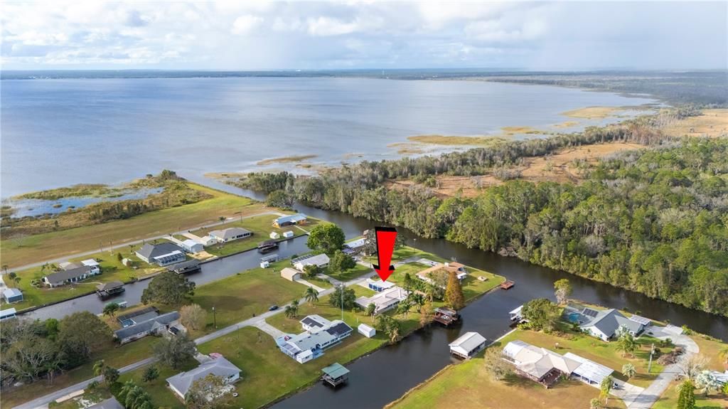 Active With Contract: $358,999 (3 beds, 1 baths, 2046 Square Feet)