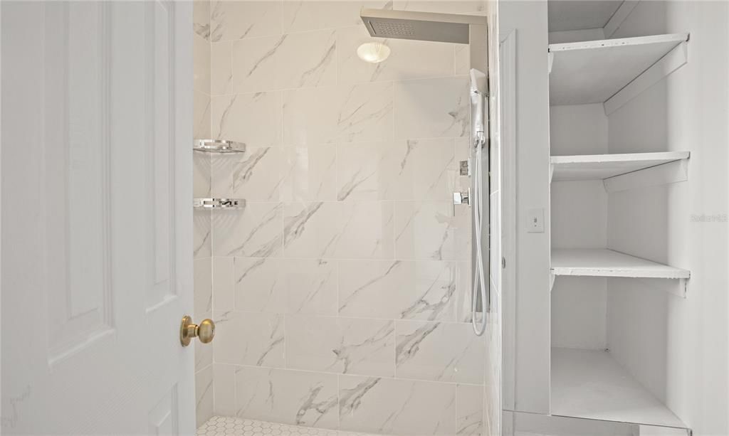 Active With Contract: $275,000 (3 beds, 2 baths, 1056 Square Feet)