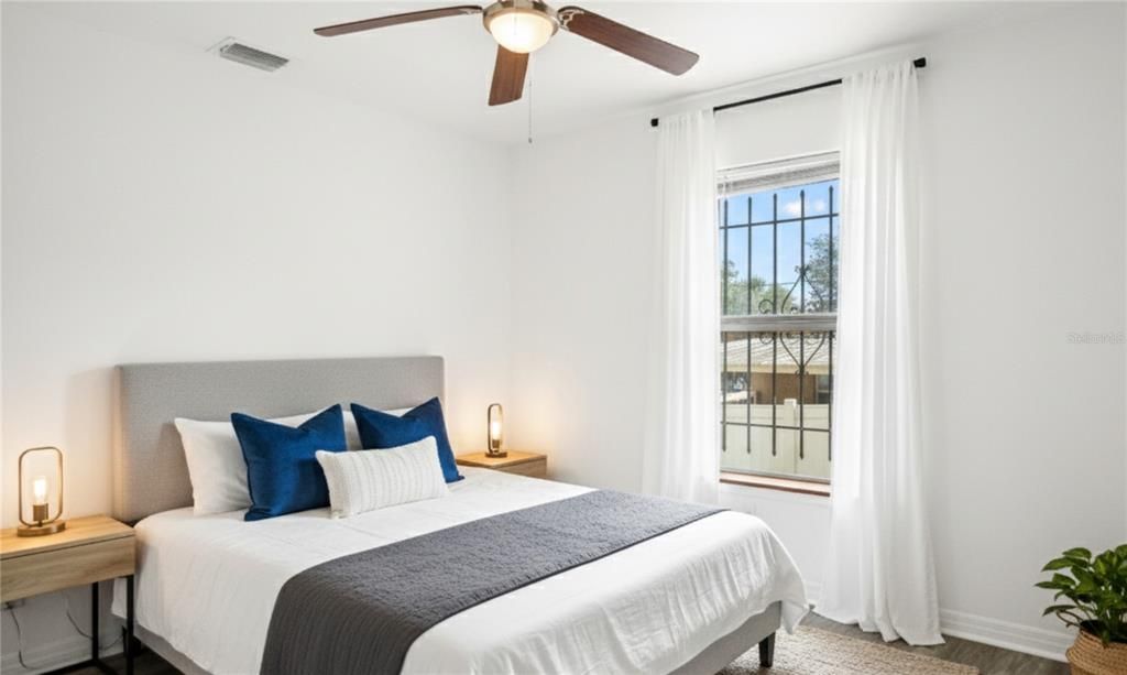 Active With Contract: $275,000 (3 beds, 2 baths, 1056 Square Feet)