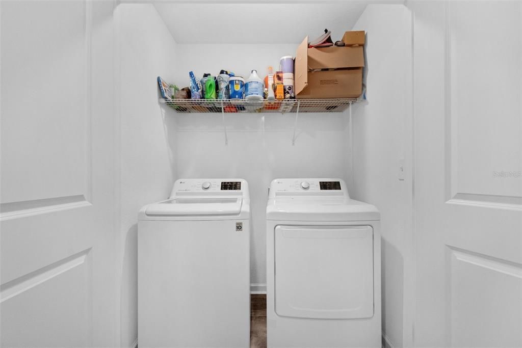 For Sale: $242,000 (3 beds, 2 baths, 1404 Square Feet)