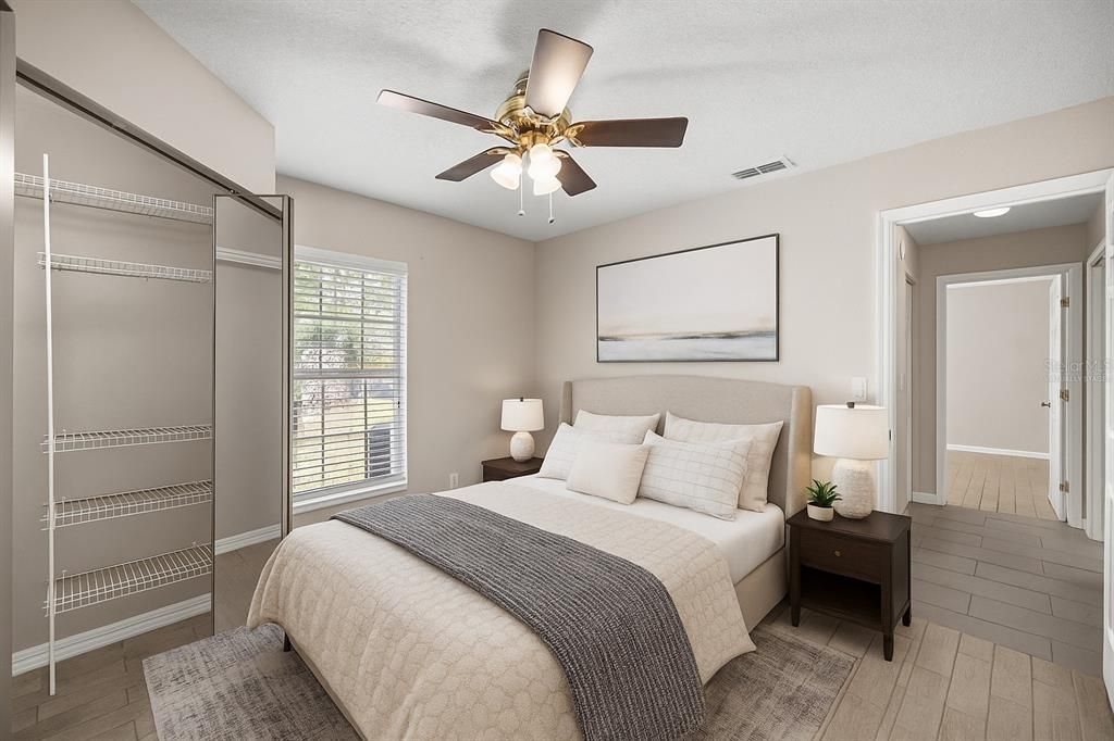 Activo con contrato: $375,000 (5 camas, 2 baños, 2230 Pies cuadrados)