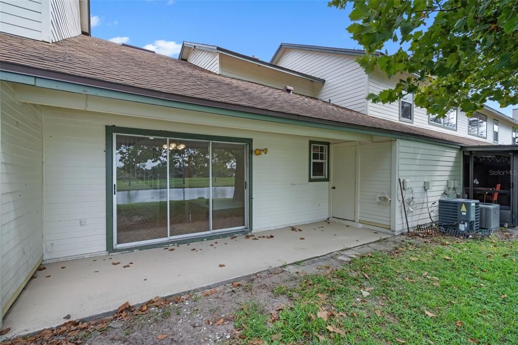 Active With Contract: $239,000 (2 beds, 2 baths, 1166 Square Feet)