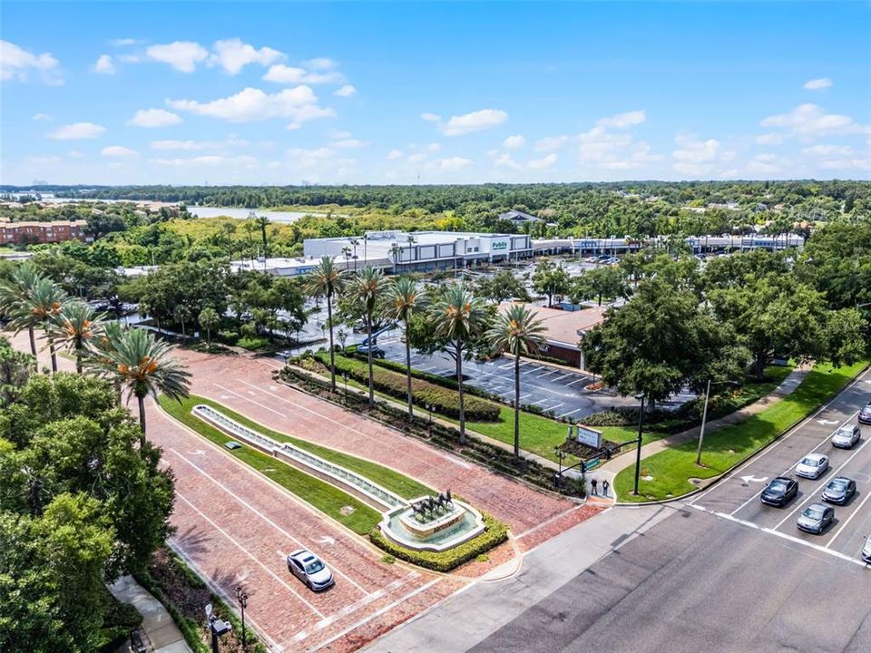 Под контрактом: $614,999 (5 спален, 3 ванн, 2848 Квадратных фут)