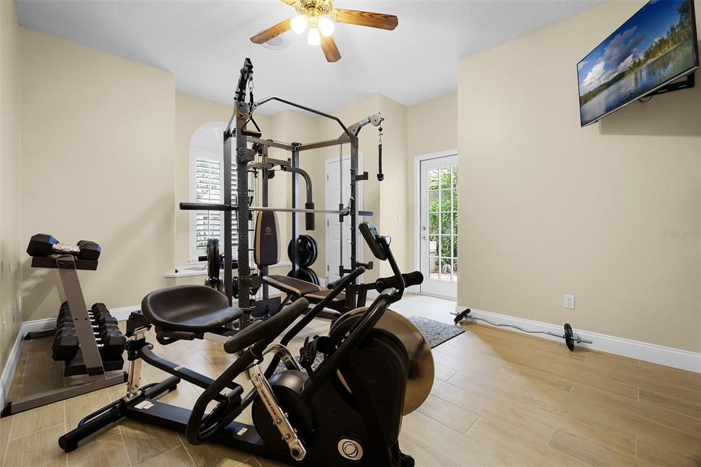 Под контрактом: $614,999 (5 спален, 3 ванн, 2848 Квадратных фут)