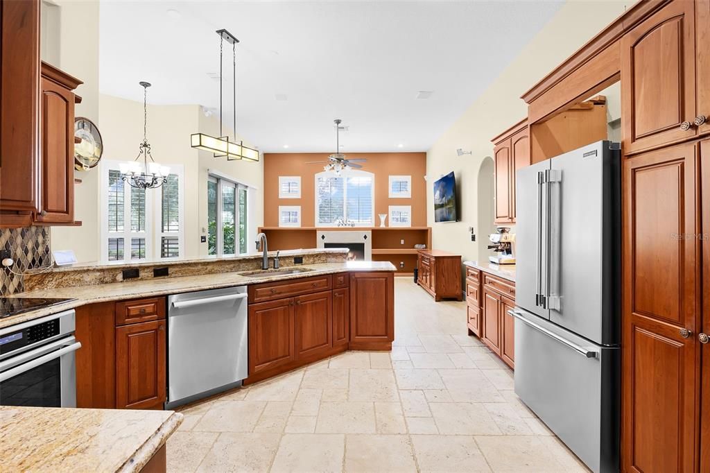 Под контрактом: $614,999 (5 спален, 3 ванн, 2848 Квадратных фут)