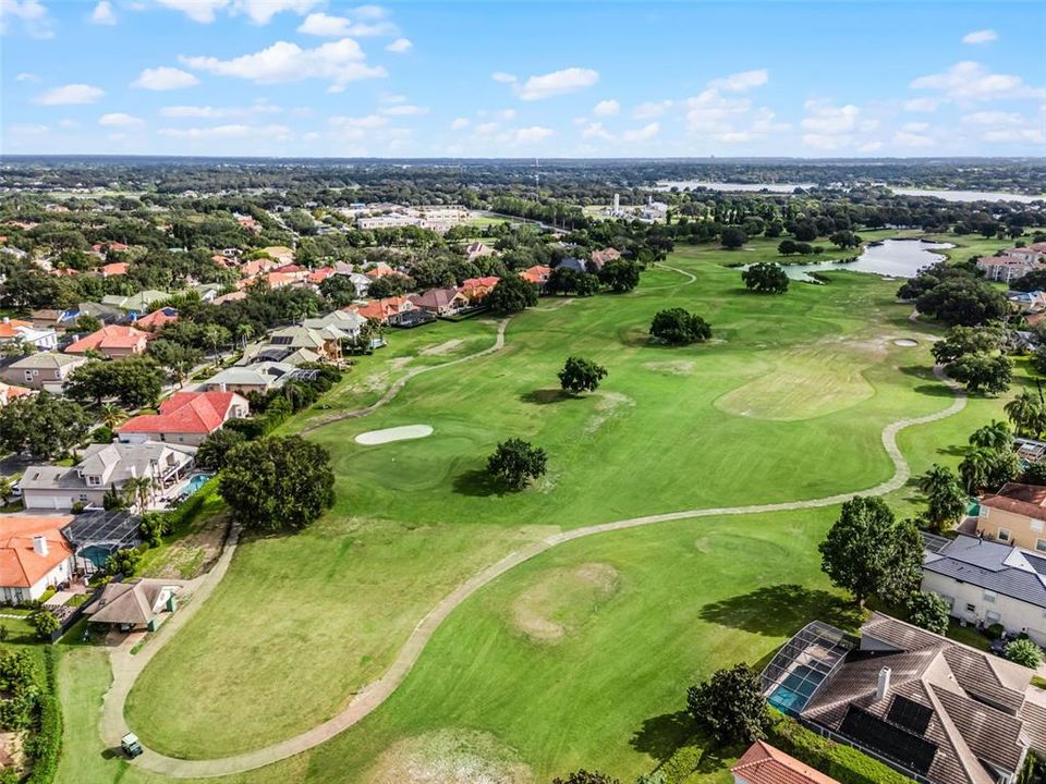 Под контрактом: $614,999 (5 спален, 3 ванн, 2848 Квадратных фут)