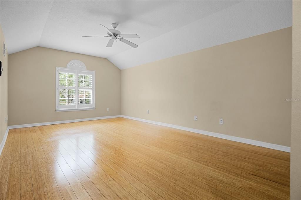 Под контрактом: $614,999 (5 спален, 3 ванн, 2848 Квадратных фут)