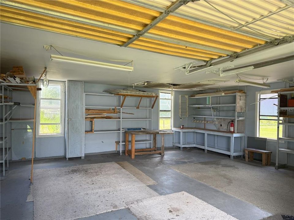 For Sale: $209,900 (3 beds, 2 baths, 1404 Square Feet)