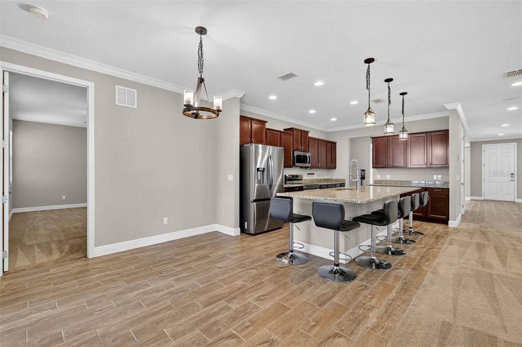 For Sale: $685,000 (7 beds, 5 baths, 4568 Square Feet)