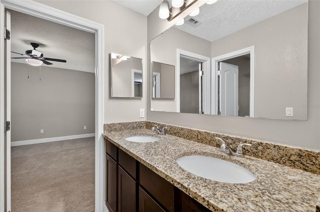 For Sale: $685,000 (7 beds, 5 baths, 4568 Square Feet)