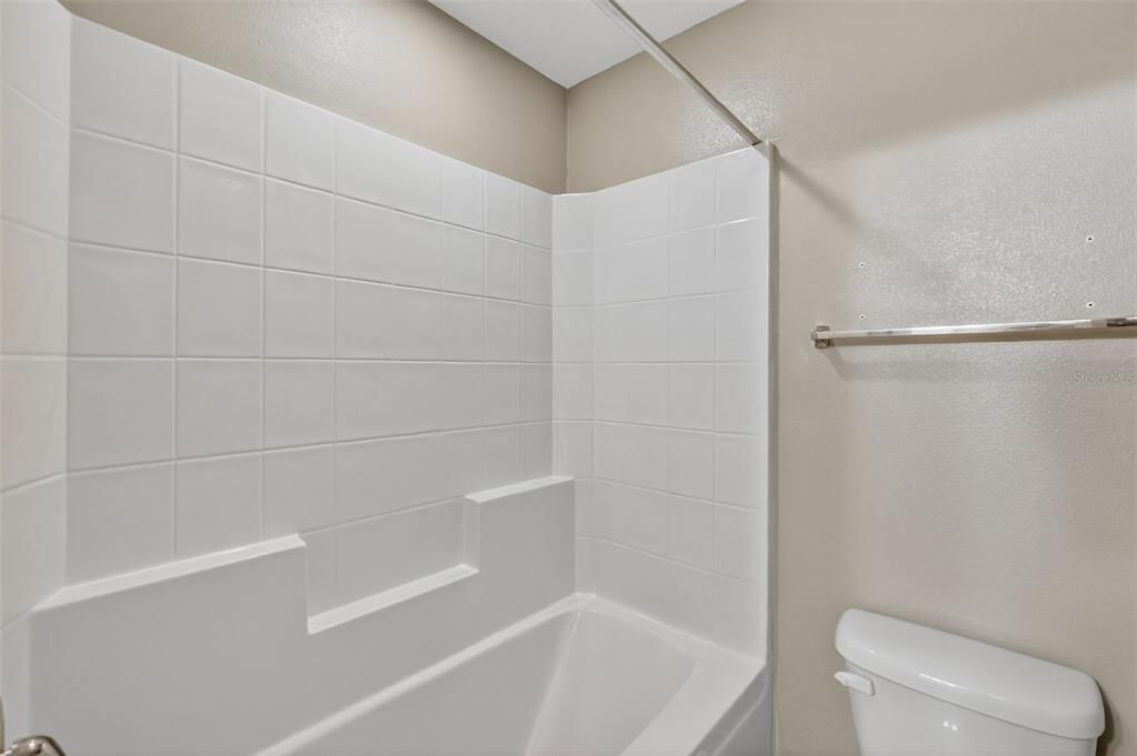 For Sale: $685,000 (7 beds, 5 baths, 4568 Square Feet)