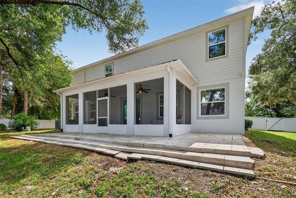 For Sale: $685,000 (7 beds, 5 baths, 4568 Square Feet)