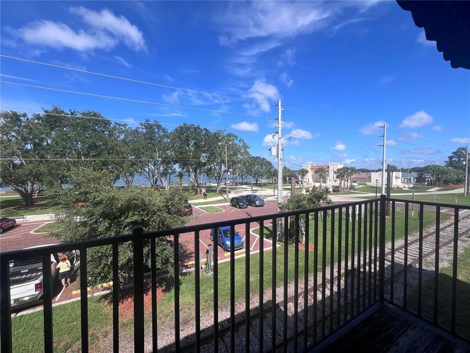 For Rent: $1,895 (2 beds, 2 baths, 1000 Square Feet)