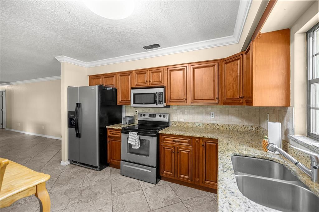 For Sale: $479,000 (3 beds, 2 baths, 1430 Square Feet)