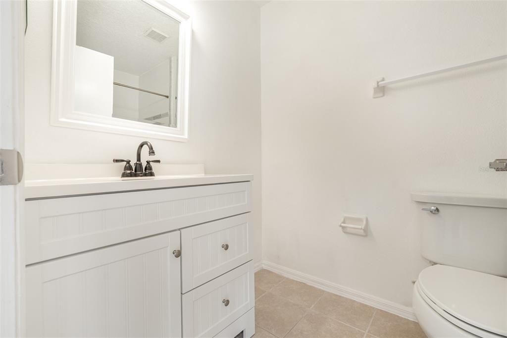 待售: $400,000 (3 贝兹, 2 浴室, 1955 平方英尺)