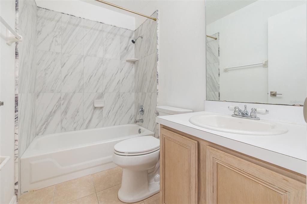 待售: $400,000 (3 贝兹, 2 浴室, 1955 平方英尺)