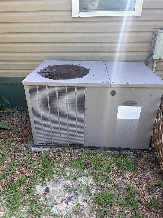 待售: $170,000 (3 贝兹, 2 浴室, 1344 平方英尺)