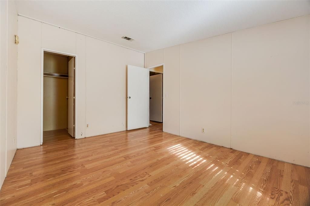 En Venta: $158,900 (3 camas, 2 baños, 1404 Pies cuadrados)