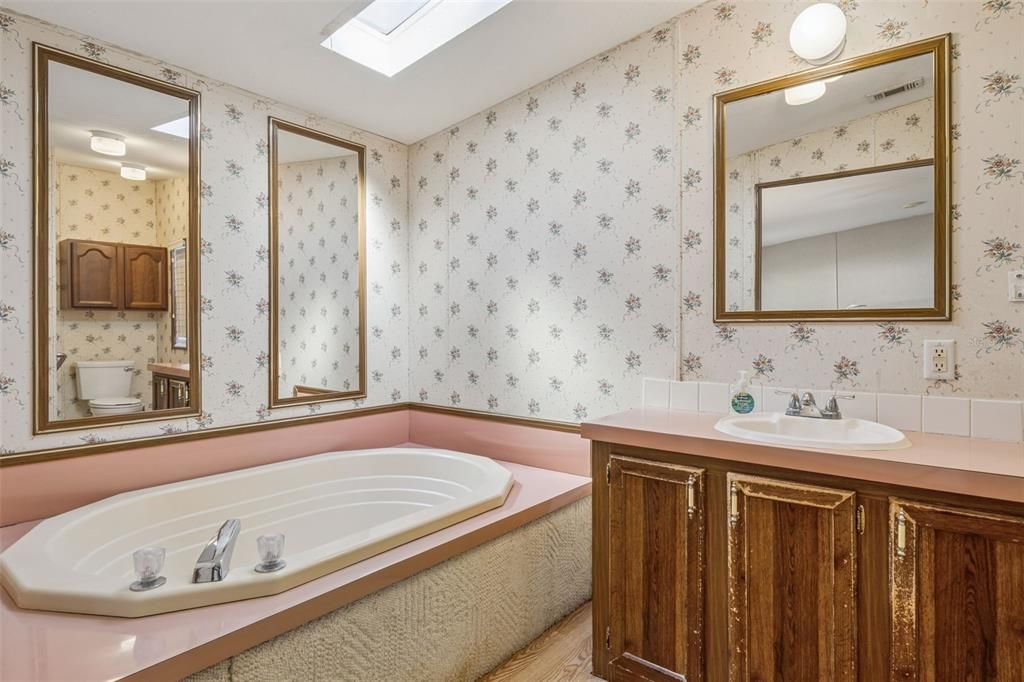 En Venta: $158,900 (3 camas, 2 baños, 1404 Pies cuadrados)