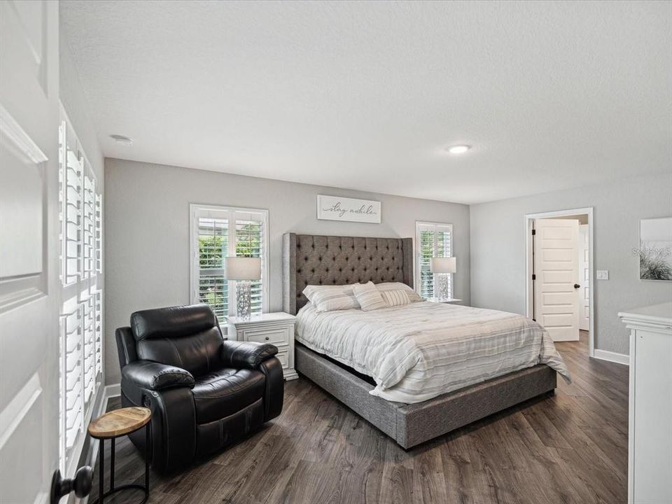 For Sale: $378,900 (4 beds, 2 baths, 2170 Square Feet)