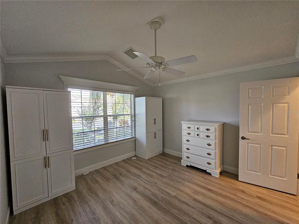 出租: $3,000 (3 贝兹, 2 浴室, 1887 平方英尺)