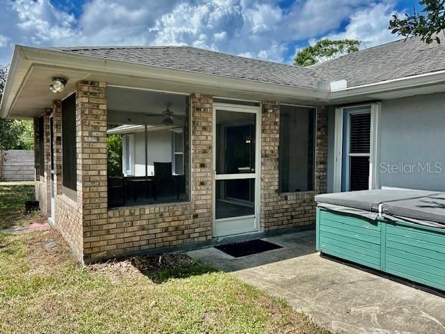 На продажу: $385,000 (4 спален, 2 ванн, 1774 Квадратных фут)