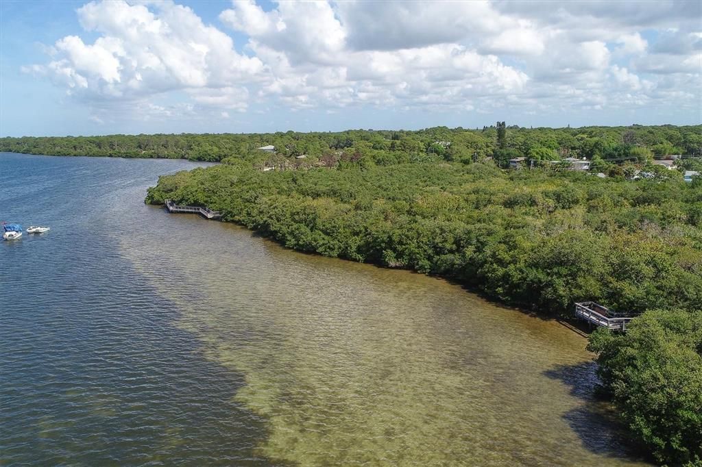 Activo con contrato: $344,500 (2 camas, 2 baños, 1553 Pies cuadrados)