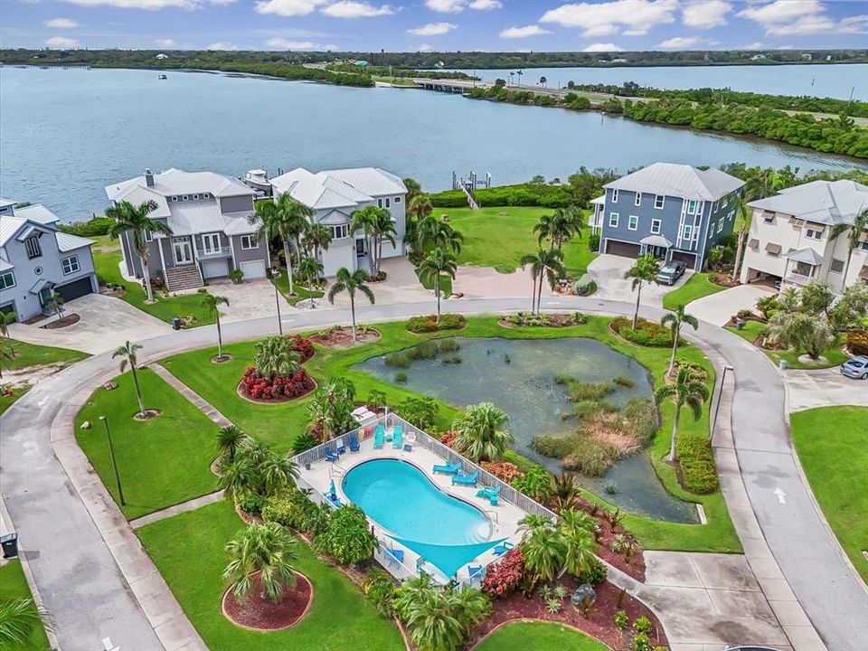 En Venta: $599,900 (0.31 acres)