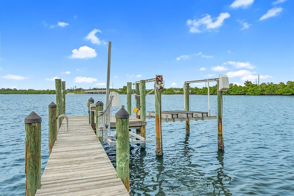 En Venta: $599,900 (0.31 acres)