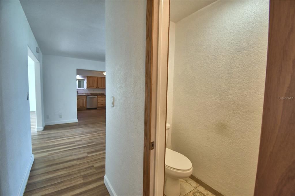 For Sale: $299,000 (3 beds, 1 baths, 1766 Square Feet)