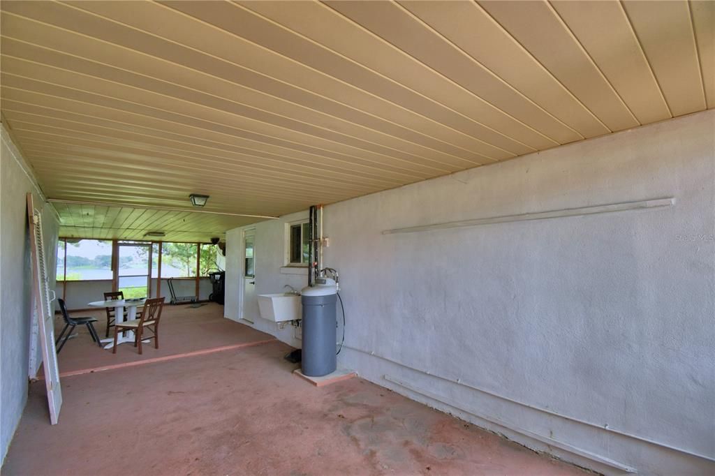 For Sale: $299,000 (3 beds, 1 baths, 1766 Square Feet)