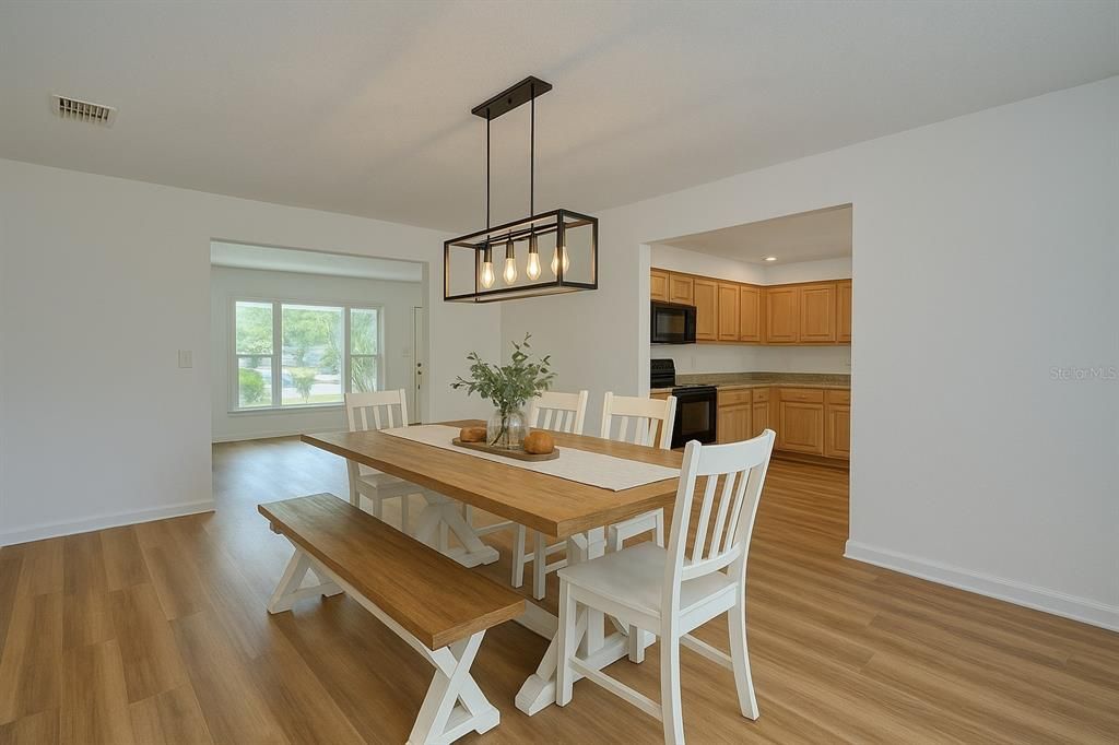 For Sale: $299,000 (3 beds, 1 baths, 1766 Square Feet)