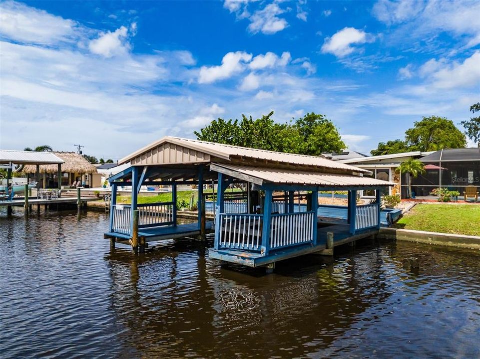 En Venta: $680,000 (3 camas, 4 baños, 2271 Pies cuadrados)