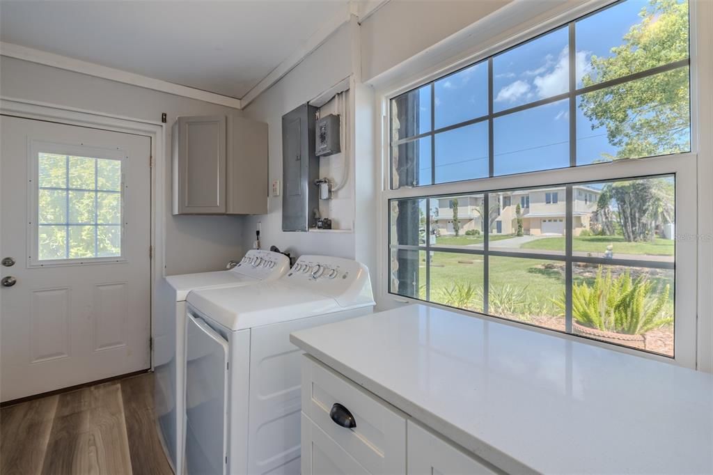 En Venta: $680,000 (3 camas, 4 baños, 2271 Pies cuadrados)