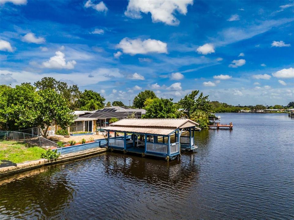 En Venta: $680,000 (3 camas, 4 baños, 2271 Pies cuadrados)