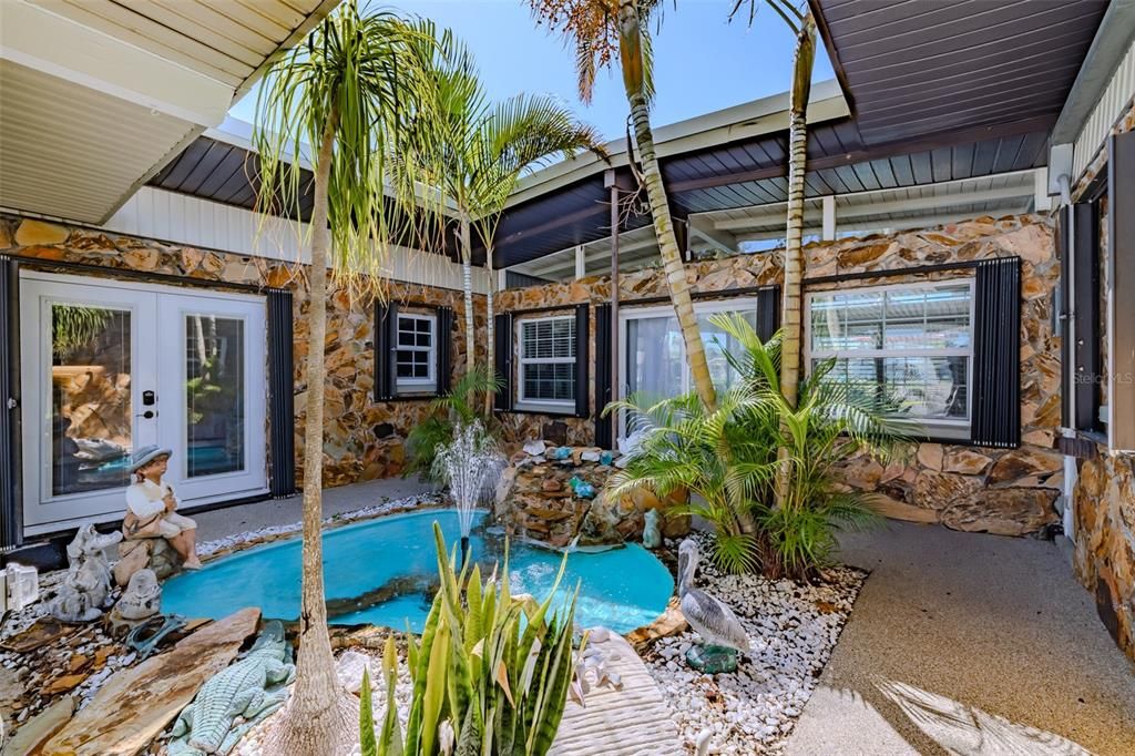 En Venta: $680,000 (3 camas, 4 baños, 2271 Pies cuadrados)