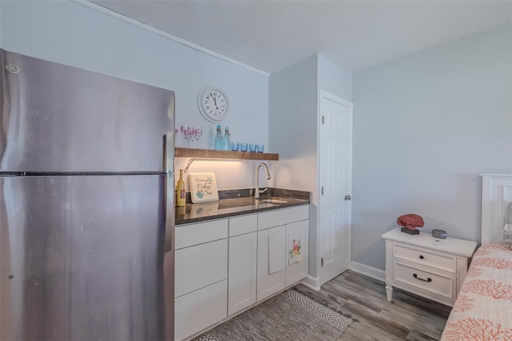 En Venta: $680,000 (3 camas, 4 baños, 2271 Pies cuadrados)