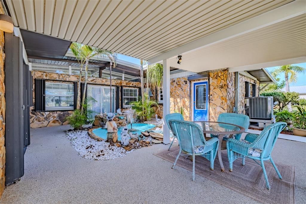 En Venta: $680,000 (3 camas, 4 baños, 2271 Pies cuadrados)