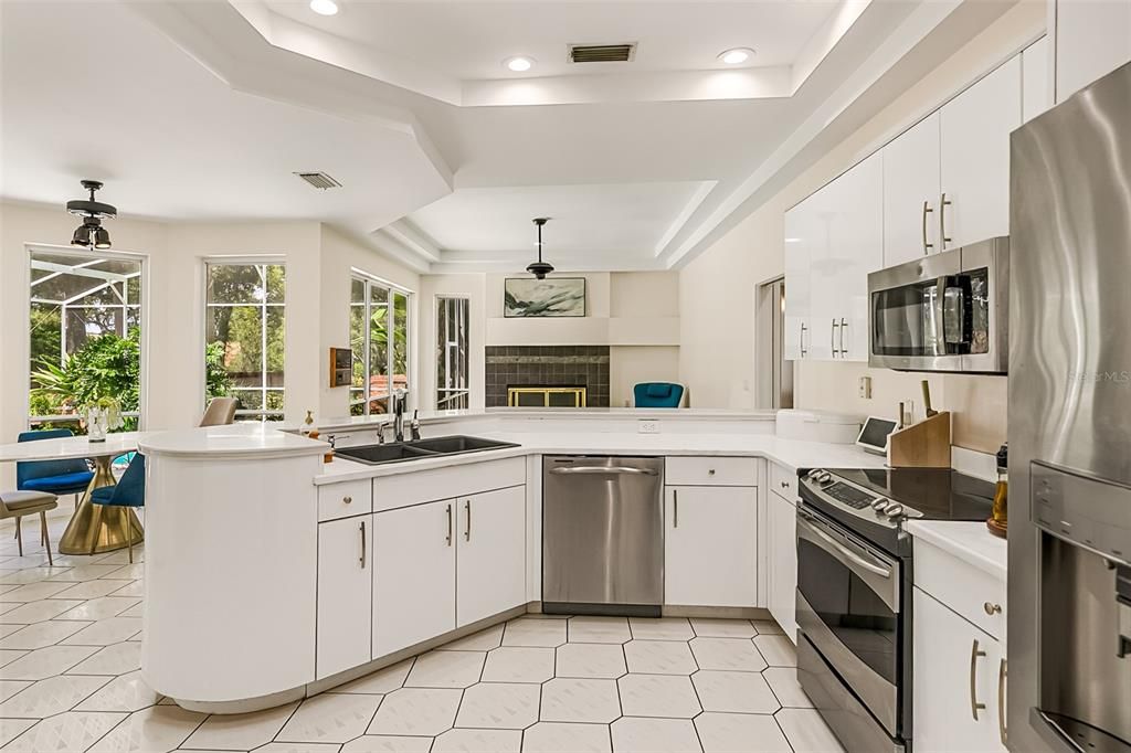 待售: $820,000 (3 贝兹, 2 浴室, 2857 平方英尺)